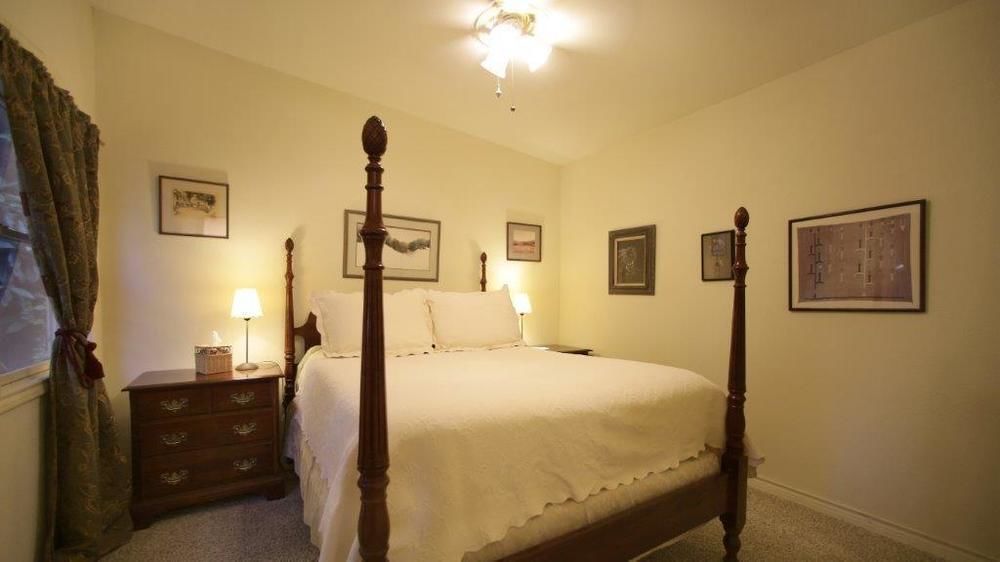 Yellow Rose Bed & Breakfast Сан Антонио Екстериор снимка