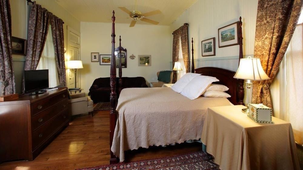 Yellow Rose Bed & Breakfast Сан Антонио Екстериор снимка